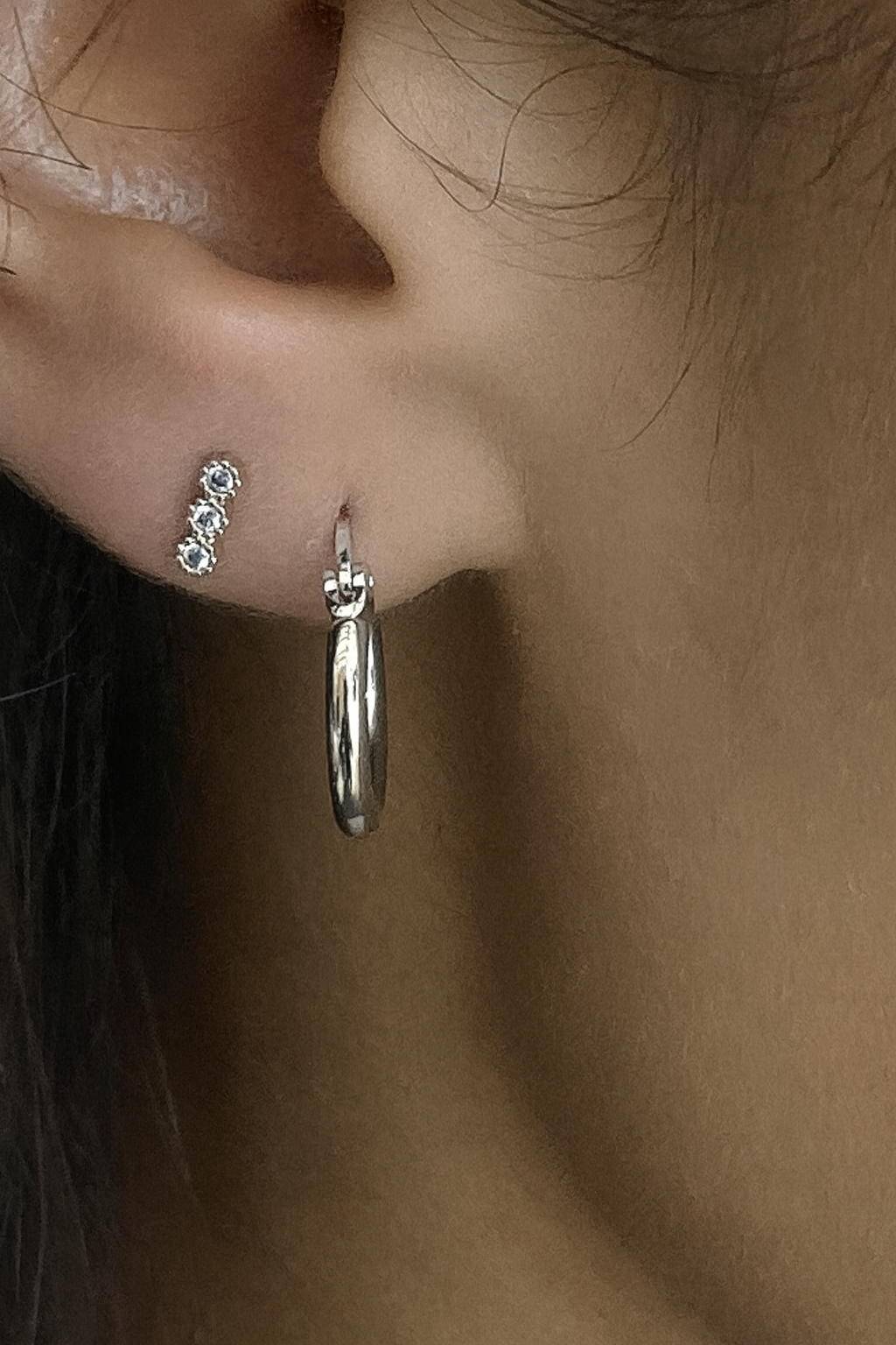 Ivanka Hoop Silver Unit