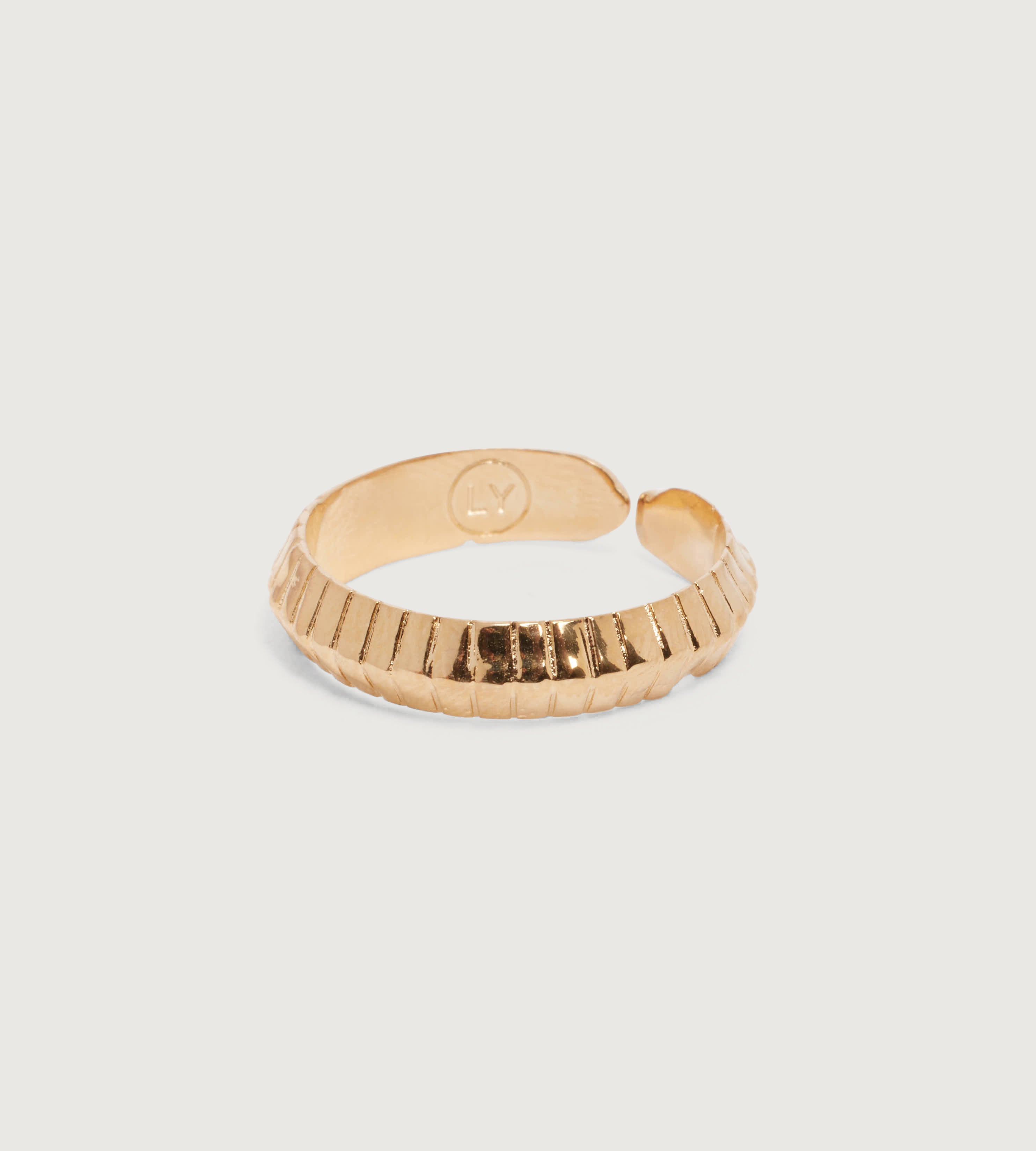 Isha Ring