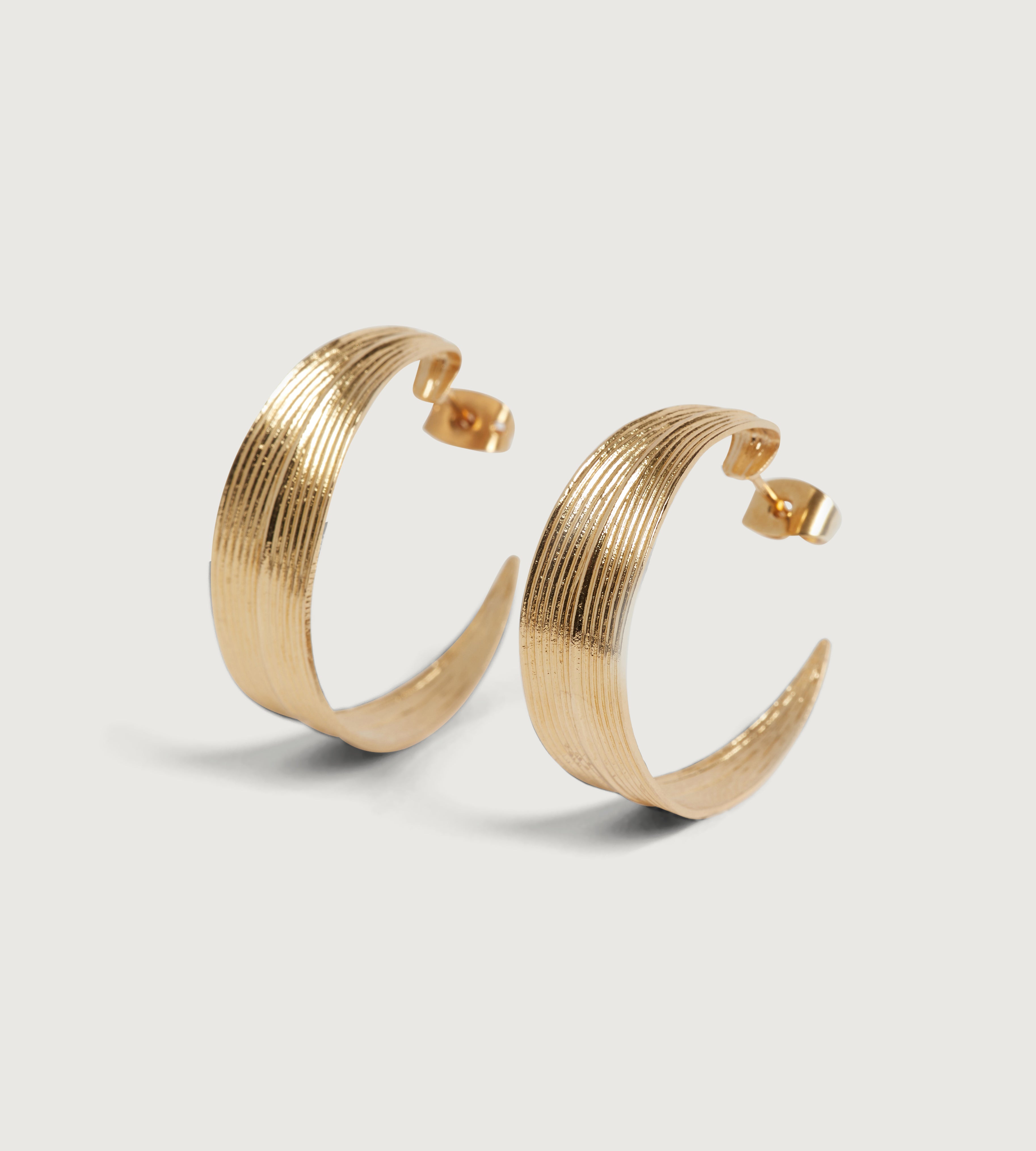 Mary Earring