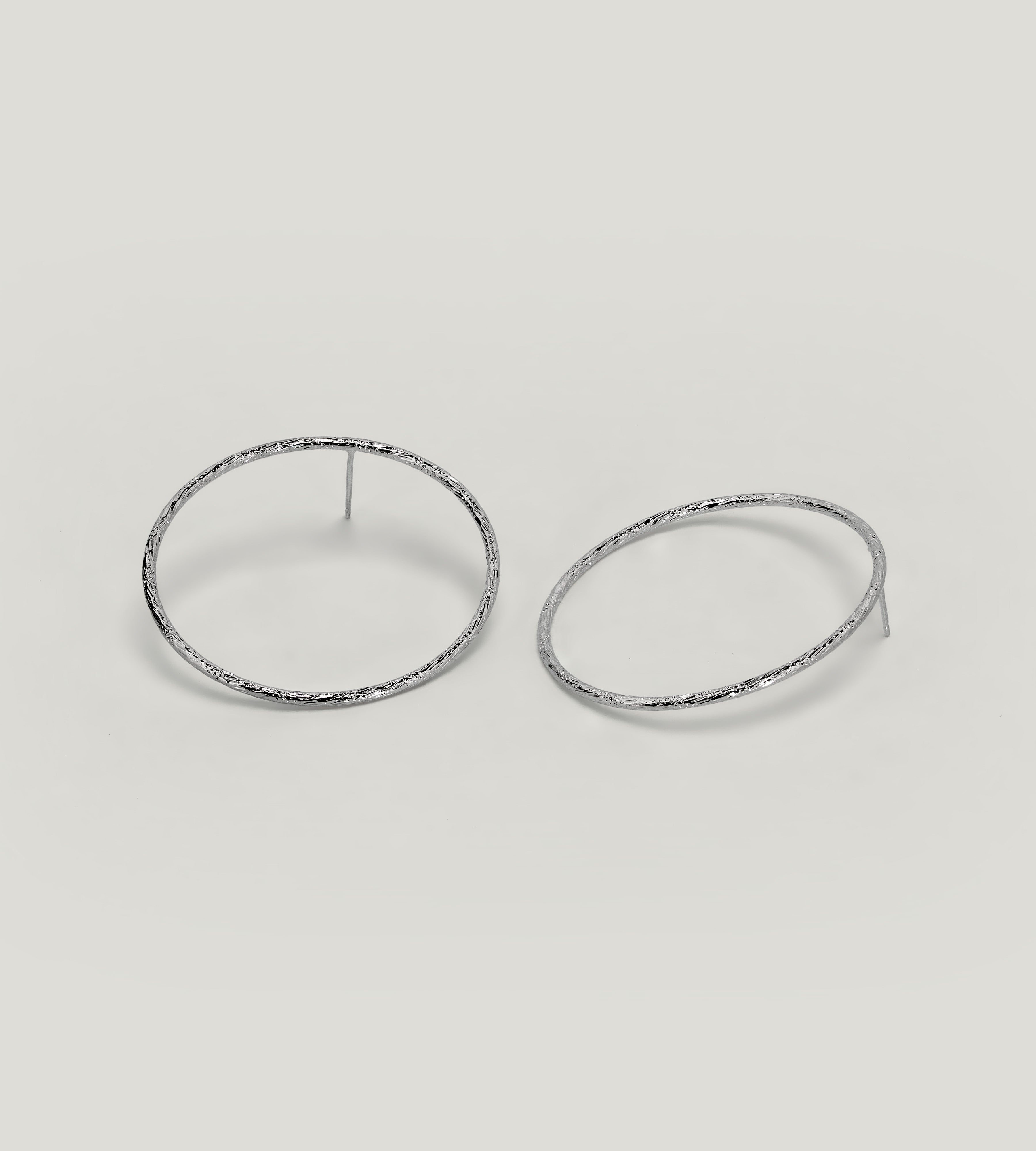 Oura Earring Silver