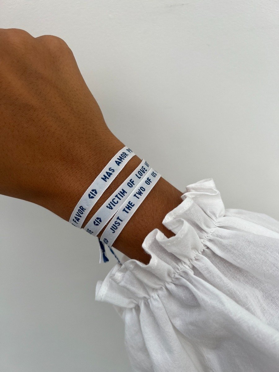 Mas amor por favor Ribbon Bracelet